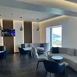 Black Diamond Hotel