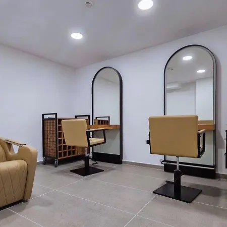 Black Diamond Dhërmi