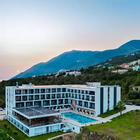 Black Diamond Dhërmi