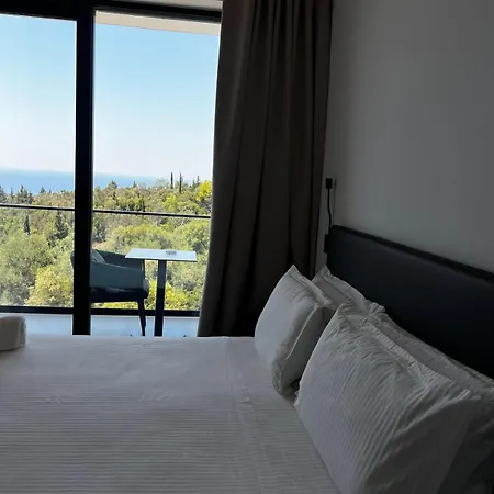 Otel Black Diamond Dhërmi